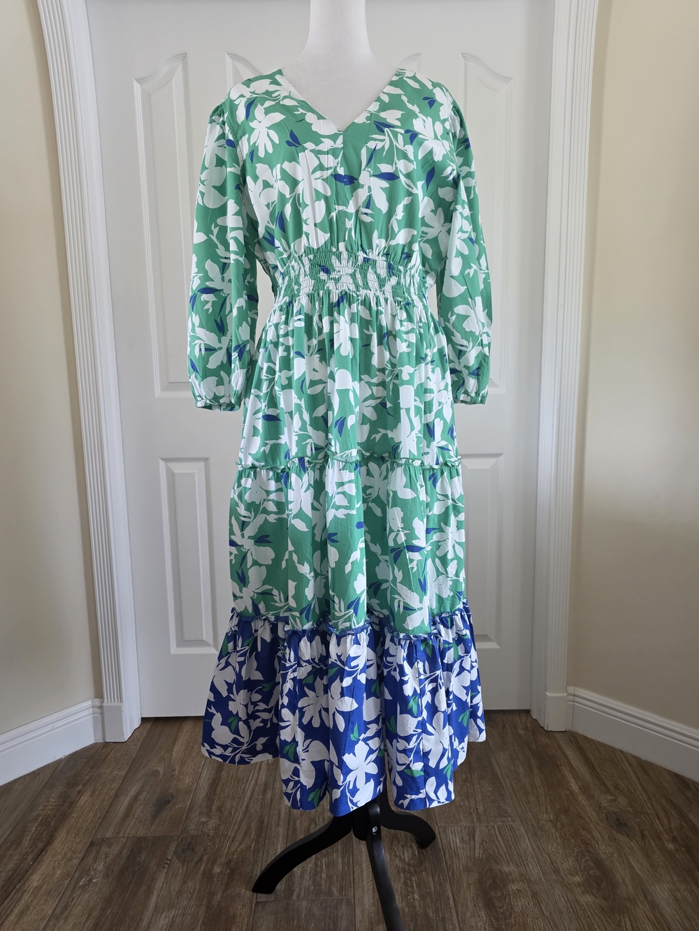 Southern Tide Green and Blue Floral Dress - Picture 3 of 13